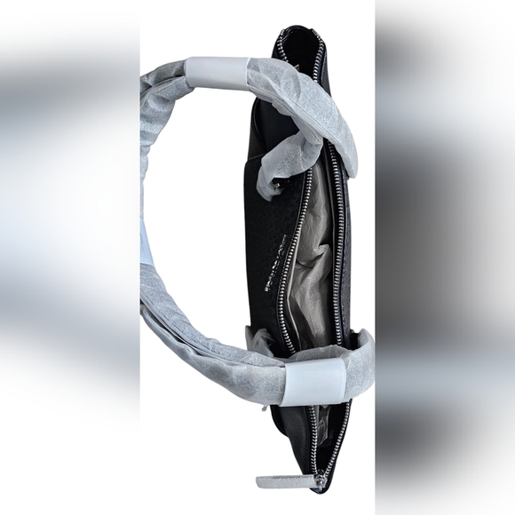 Michael Kors Charlotte Large TZ Tote With Side Pockets - Picture 9 of 12